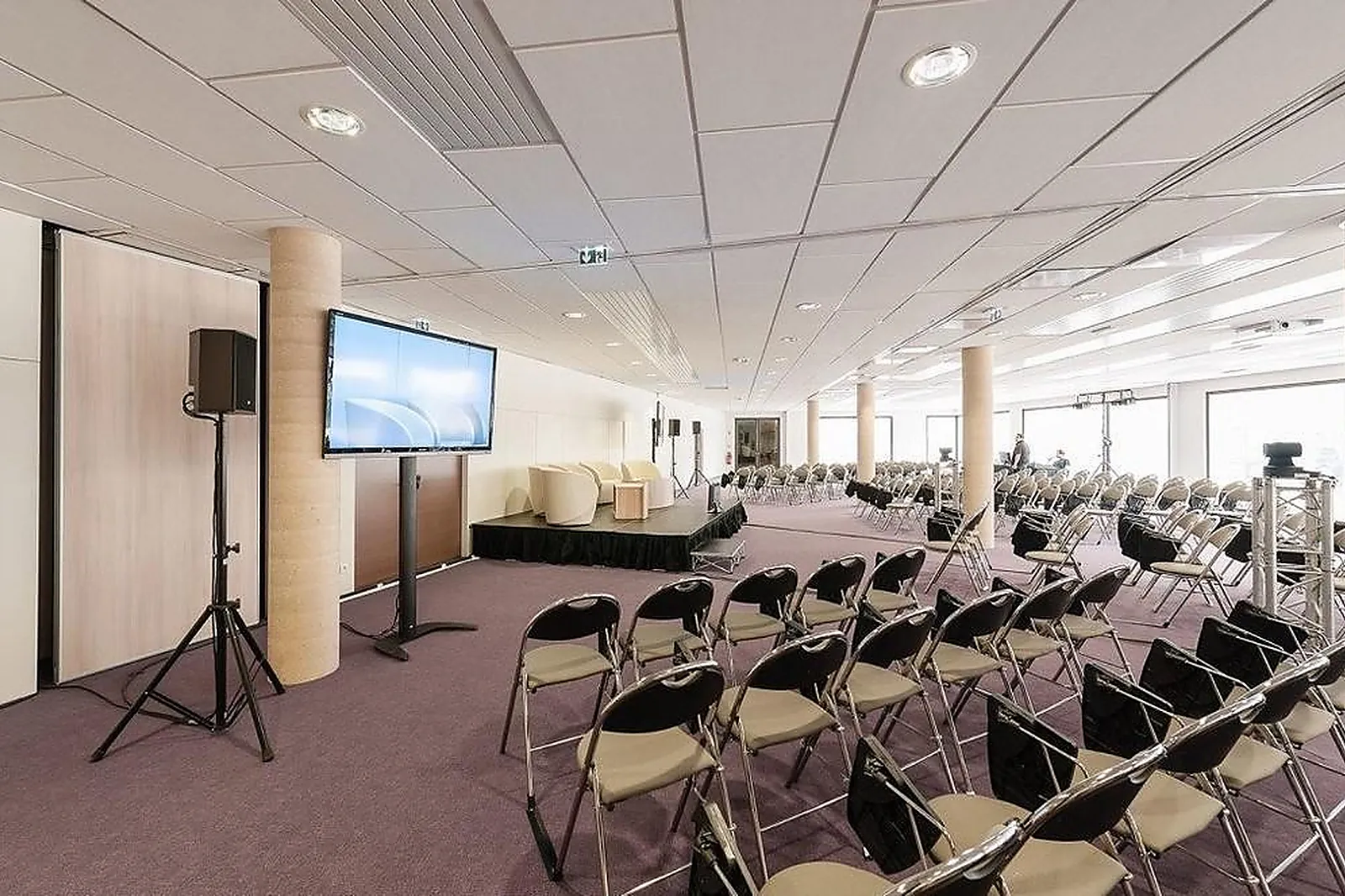 Lieux événementiels, CENTRE DE CONGRÈS DE L`AUBE